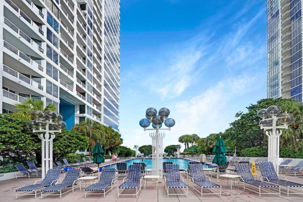 Cloud Nine! Direct Water Views Of Bay & Ocean! Apartment *